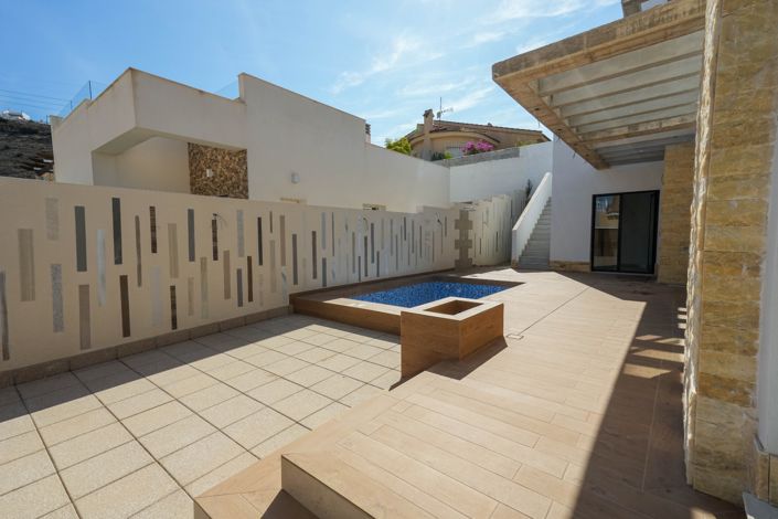 Image No.3-Villa de 3 chambres à vendre à Alicante