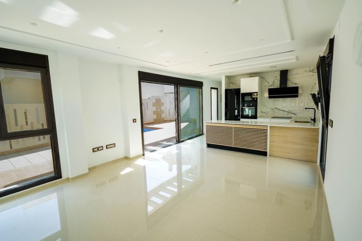 Image No.8-Villa de 3 chambres à vendre à Alicante