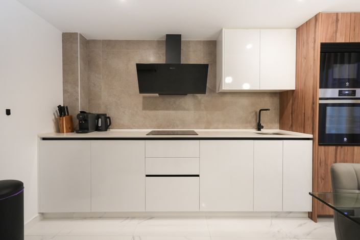 Image No.10-3 Bed Apartment for sale