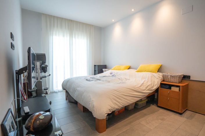 Image No.12-2 Bed Villa for sale