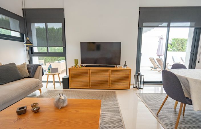 Image No.17-3 Bed Villa for sale