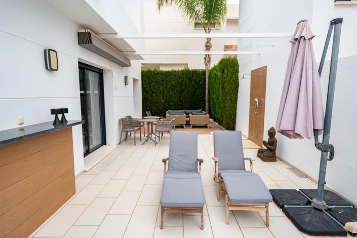 Image No.40-3 Bed Villa for sale