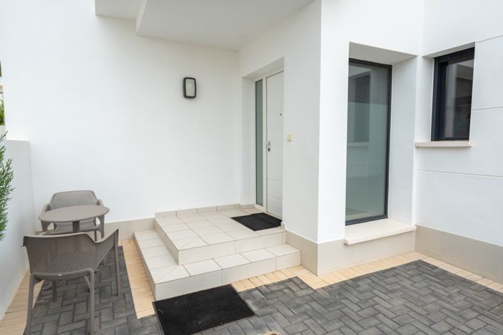 Image No.5-3 Bed Villa for sale