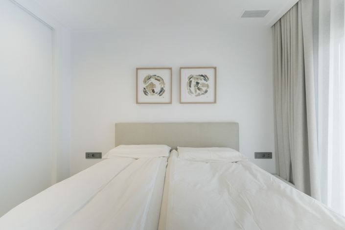 Image No.20-3 Bed Semi-Detached for sale