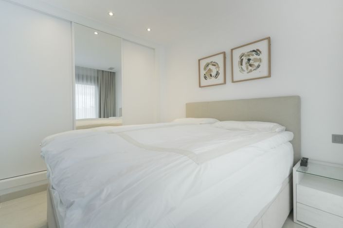 Image No.21-3 Bed Semi-Detached for sale