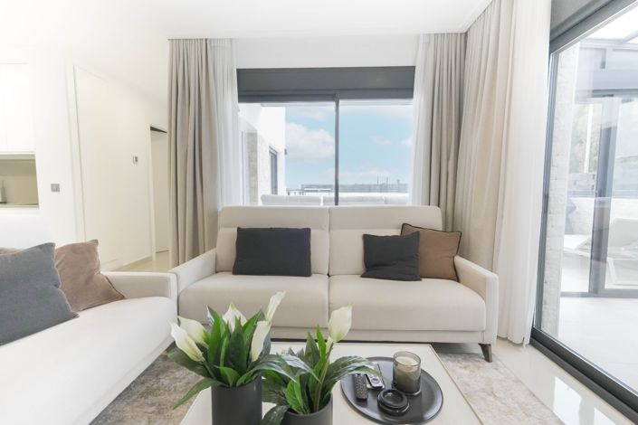 Image No.3-3 Bed Semi-Detached for sale