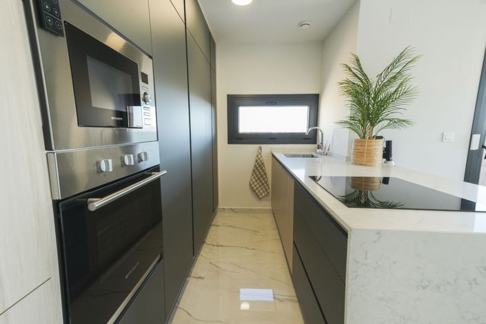 Image No.8-2 Bed Apartment for sale