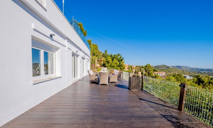 Image No.12-4 Bed Villa for sale