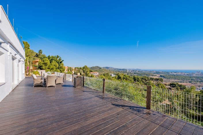 Image No.13-4 Bed Villa for sale