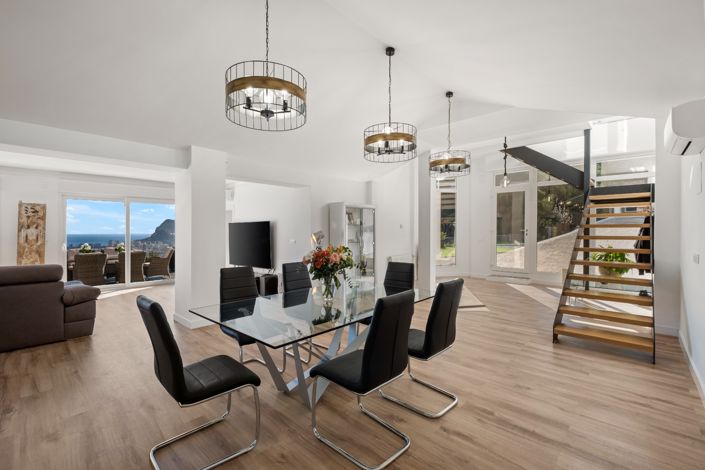 Image No.28-4 Bed Villa for sale