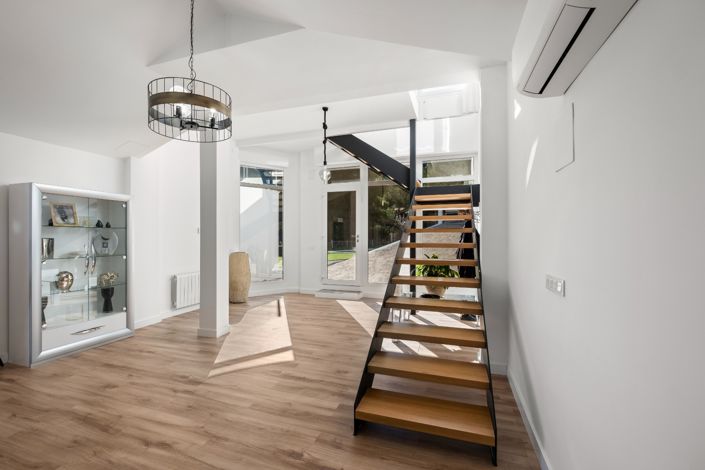 Image No.32-4 Bed Villa for sale