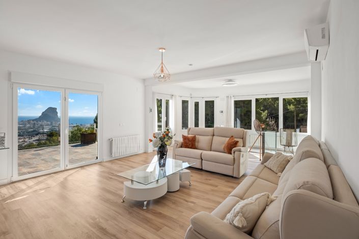 Image No.33-4 Bed Villa for sale