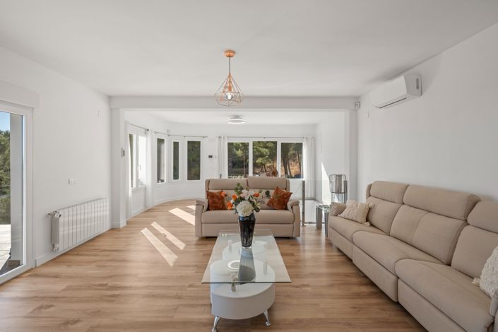 Image No.34-4 Bed Villa for sale