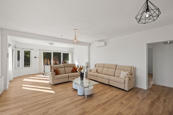 Image No.35-4 Bed Villa for sale