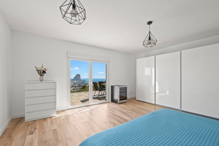 Image No.46-4 Bed Villa for sale