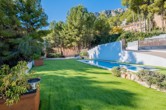 Image No.7-4 Bed Villa for sale