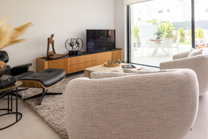 Image No.3-4 Bed Villa for sale