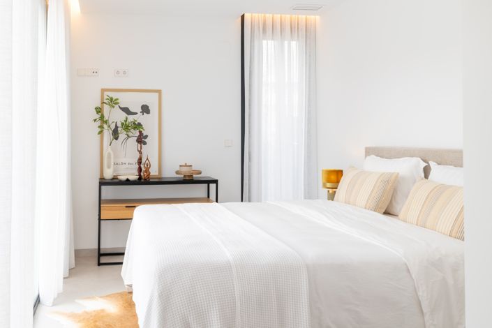 Image No.9-4 Bed Villa for sale