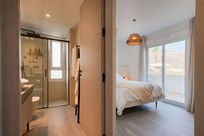 Image No.17-3 Bed Apartment for sale