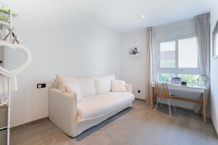 Image No.9-3 Bed Apartment for sale