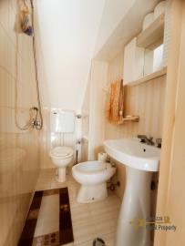 13-Incredible-town-house-with-Lake-view-roof-terrace-for-sale-Colledimezzo-Italy