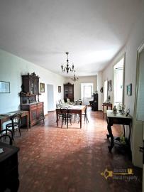 01-historic-palace-for-sale-italy-molise-bagnoli-del-trigno