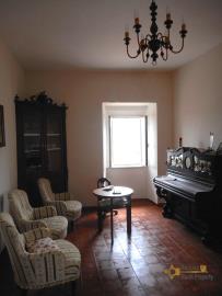 05-historic-palace-for-sale-italy-molise-bagnoli-del-trigno
