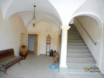 20-historic-palace-for-sale-italy-molise-bagnoli-del-trigno