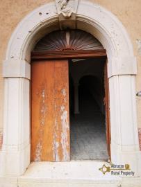 24-historic-palace-for-sale-italy-molise-bagnoli-del-trigno