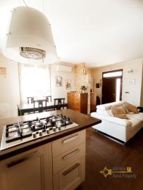 10-Completely-restored-town-house-with-small-garden-for-sale-Italy