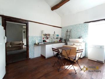 06-Restored-cottage-with-panoramic-view-for-sale-Abruzzo