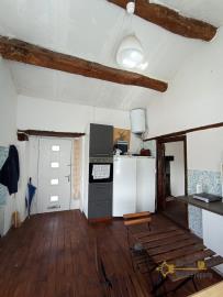 09-Restored-cottage-with-panoramic-view-for-sale-Abruzzo