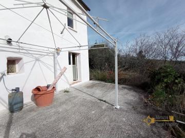 30-Restored-cottage-with-panoramic-view-for-sale-Abruzzo