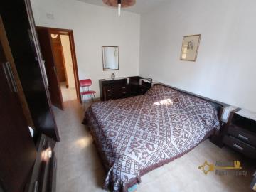 08-detached-country-villa-with-terrace-and-garden-for-sale-italy-abruzzo-roccaspinalveti