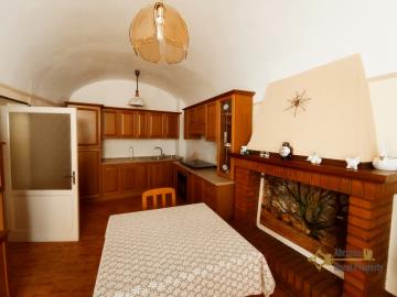 07-Perfect-condition-town-huose-with-annex-for-sale-Casalbordino