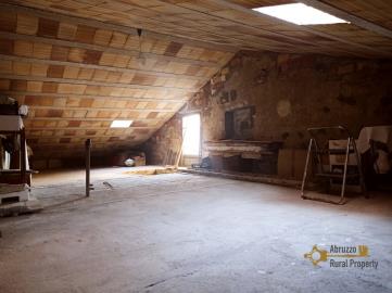 28-Perfect-condition-town-huose-with-annex-for-sale-Casalbordino