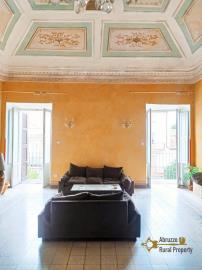 07-Incredible-historic-apartament-with-three-bedrooms-for-sale-Torricella-Peligna