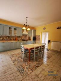 04-Perfect-town-house-completely-restored-near-the-coast-for-sale-Abruzzo-italy