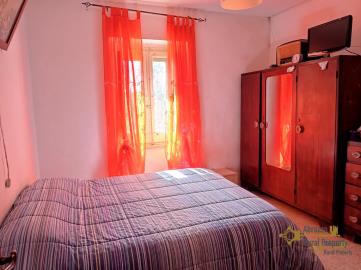 Image13-large-country-house-with-land-for-sale-Italy-Atessa