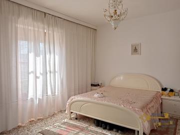 Image19-large-country-house-with-land-for-sale-Italy-Atessa
