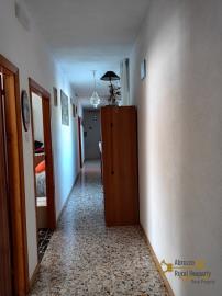 Image23-large-country-house-with-land-for-sale-Italy-Atessa