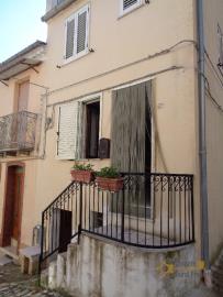 03-town-house-with-terrace-for-sale-molise-lucito