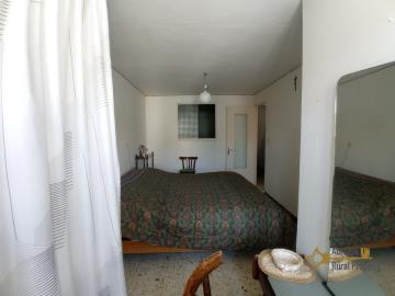 12-town-house-with-terrace-for-sale-Italy-Molise-Lucito