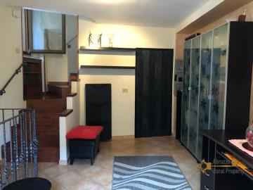 11-renovated-town-house-with-taverna-and-sea-view-italy-abruzzo-casalbordino