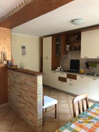 13-renovated-town-house-with-taverna-and-sea-view-italy-abruzzo-casalbordino