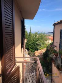 18-renovated-town-house-with-taverna-and-sea-view-italy-abruzzo-casalbordino