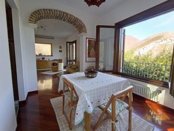28-Rural-cottage-woodland-for-sale-italy-Abruzzo-Carpineto-della-Nora