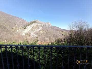 54-Rural-cottage-woodland-for-sale-italy-Abruzzo-Carpineto-della-Nora
