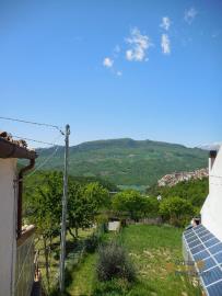 08-beautiful-villa-with-garde-and-terraces-for-sale-abruzzo-colledimezzo