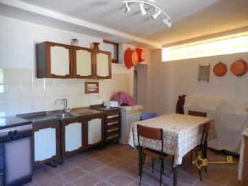 29-beautiful-villa-with-garde-and-terraces-for-sale-abruzzo-colledimezzo